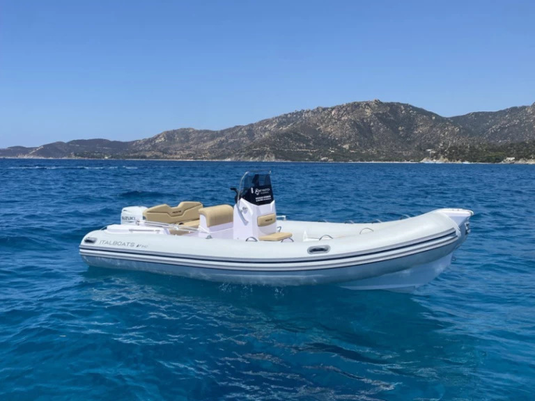 Italboats Predator 540 da affittare a  Villasimius