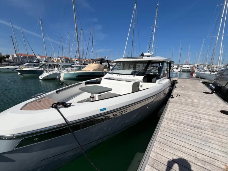 Noleggio Barca a motore Saxdor con patente nautica