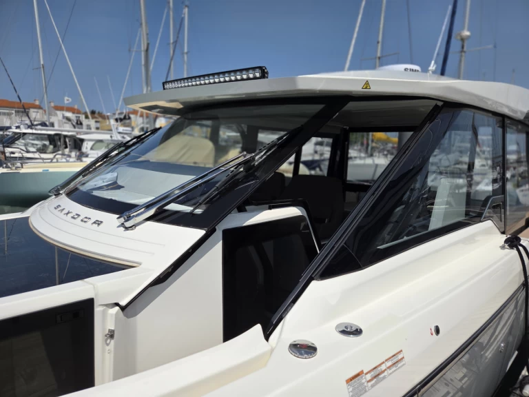 Noleggiare una Saxdor Saxdor 400 GTC a Les Sables-d'Olonne