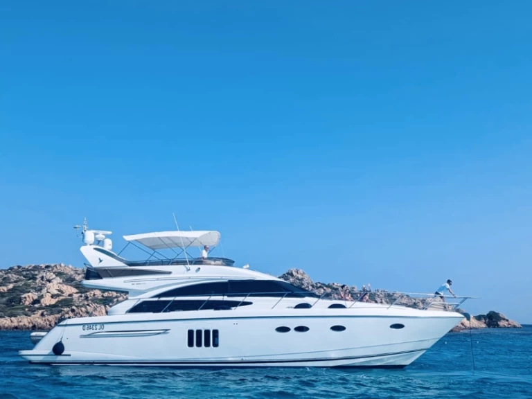 Noleggio Yacht di lusso con o senza skipper Princess a Portisco