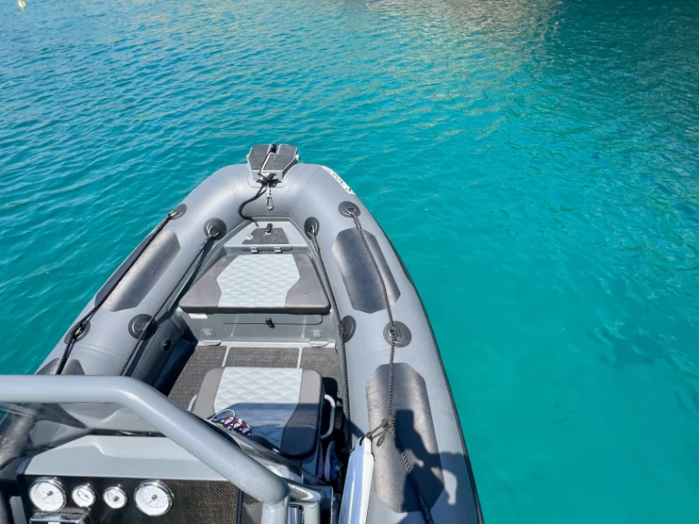 Gommone a noleggio a Valletta al miglior prezzo