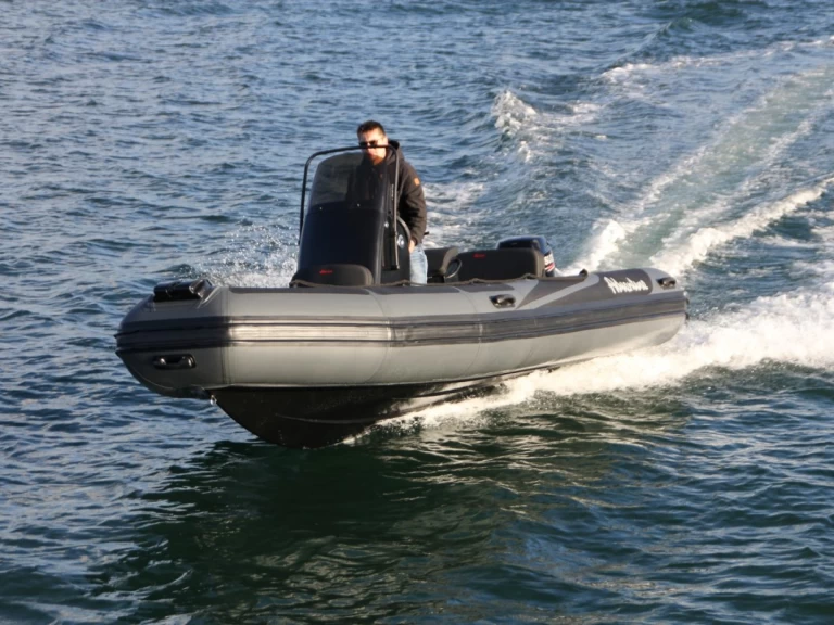 Gommone a noleggio a Larmor-Plage al miglior prezzo