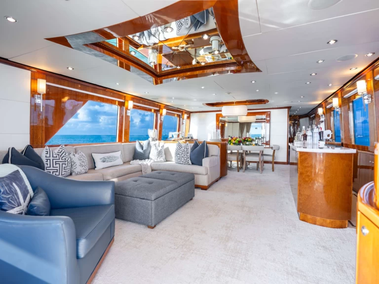 Yacht di lusso a noleggio a Bahamas al miglior prezzo