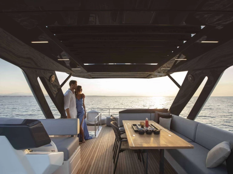 Noleggio barche Ferretti Ermete a Sorrento su Samboat