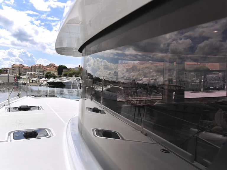 Catamarano a noleggio a Murter-Kornati al miglior prezzo