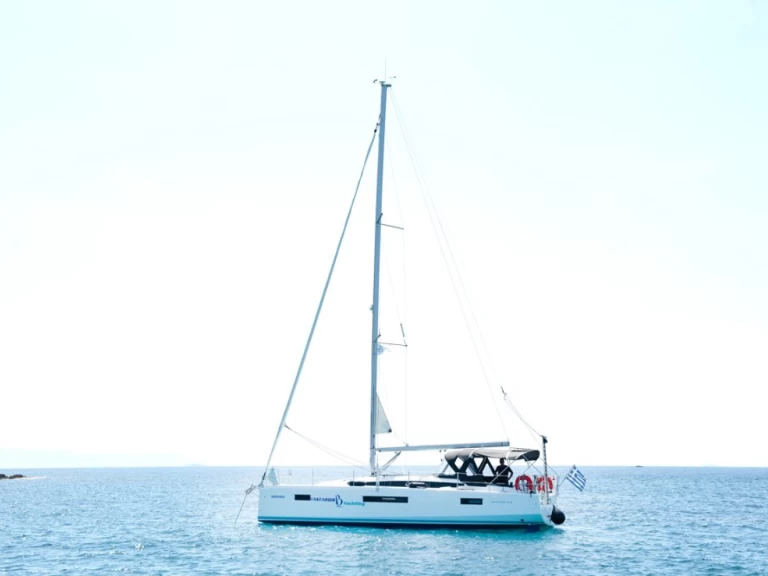 Noleggio barche Jeanneau Sun Odyssey 490 a Sámi su Samboat