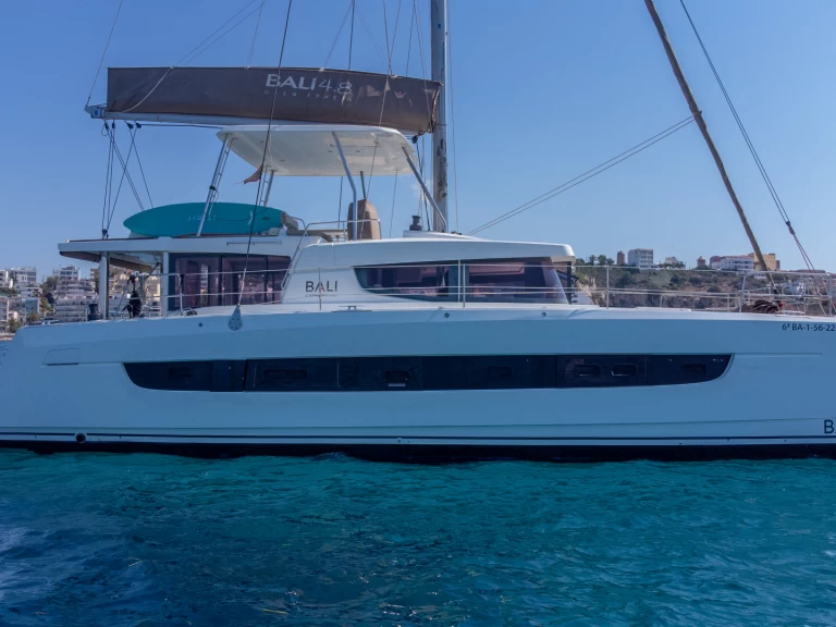 Noleggiare una Bali Bali 4.8 a Ibiza Town