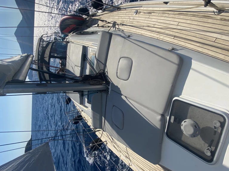 Noleggio barche Bénéteau Oceanis 43 a Salerno su Samboat