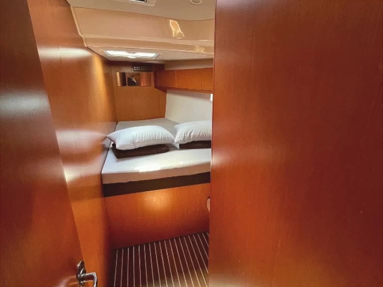 Bavaria Cruiser 51 da affittare a  Lefkáda