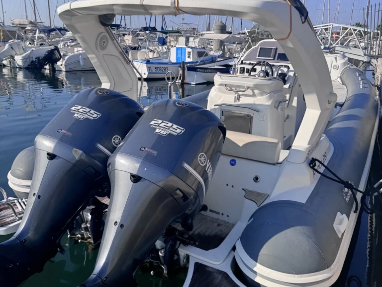 Noleggiare una Nuova Jolly Prince 28 WA a Albufeira