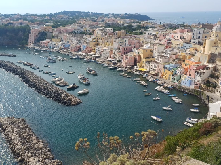 Noleggio barche Napoli economico Cadet