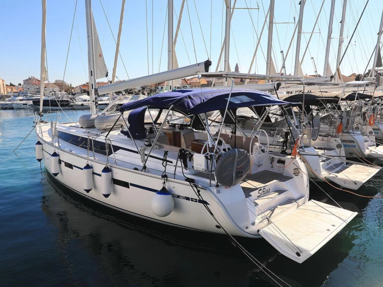 Noleggio barche Pola economico Cruiser 46