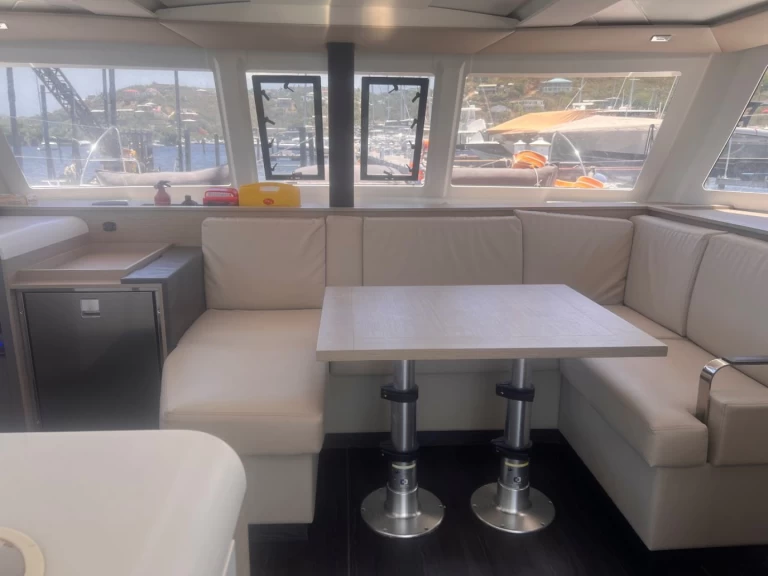 Noleggio Catamarano con o senza skipper Fountaine Pajot a Parham Town