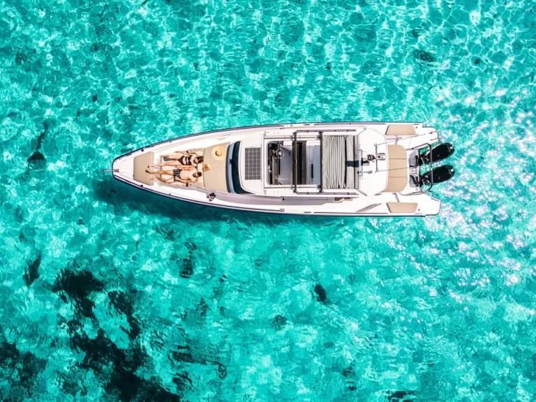 Axopar Axopar 37 Sun-Top da affittare a  Zaton