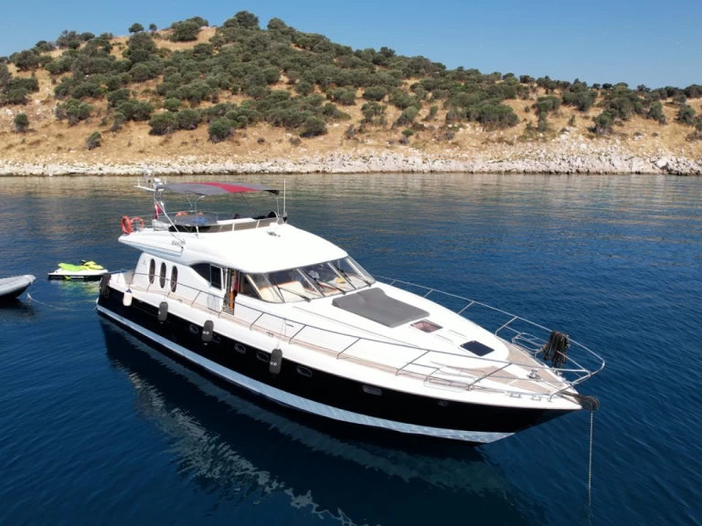 Noleggio Yacht di lusso Princess con patente nautica
