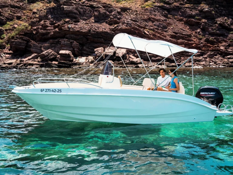 Noleggio Barca a motore Marine con patente nautica