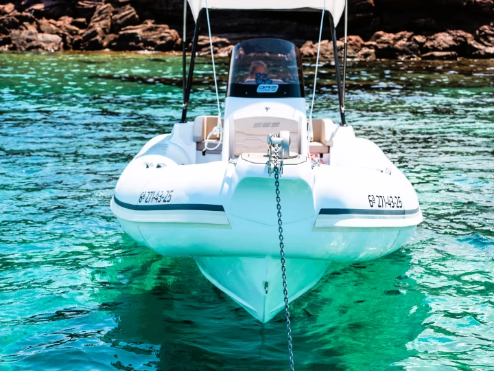 Noleggio Gommone Oromarine con patente nautica