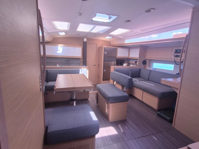 Barca a vela a noleggio a Castiglioncello al miglior prezzo