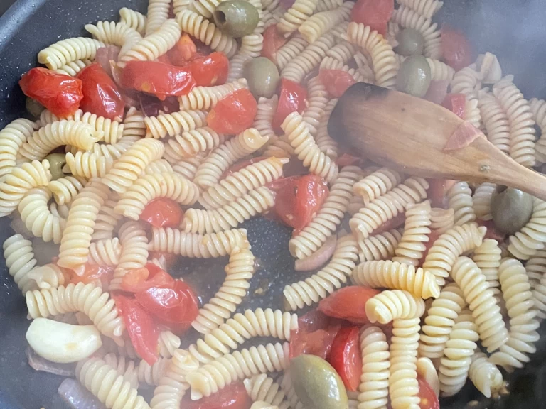 Noleggiare una Halberg-Rassy HR 42 a Saint-Tropez