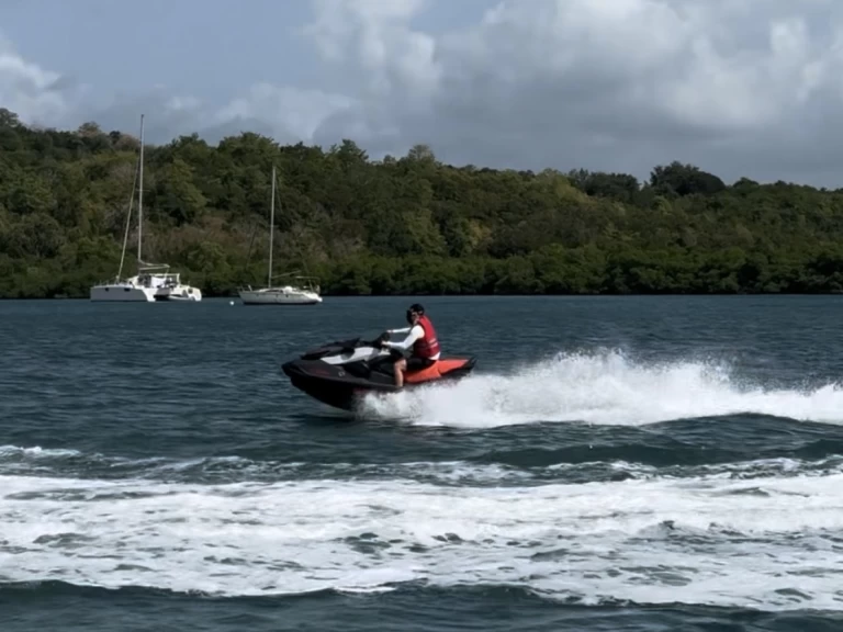 Noleggio Moto d'acqua con o senza skipper Sea-Doo a Fort-de-France
