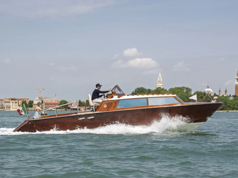 Noleggio barche Serenella My Way a Venezia su Samboat