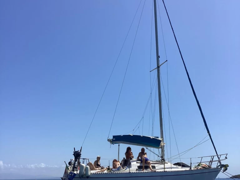 Noleggio Barca a vela margutte con patente nautica