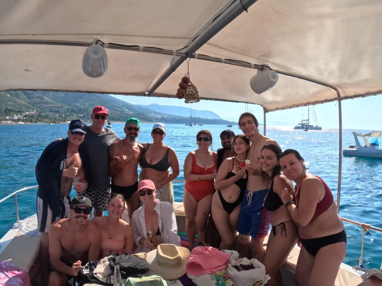 Custom Barca a motore  da affittare a  Cefalù