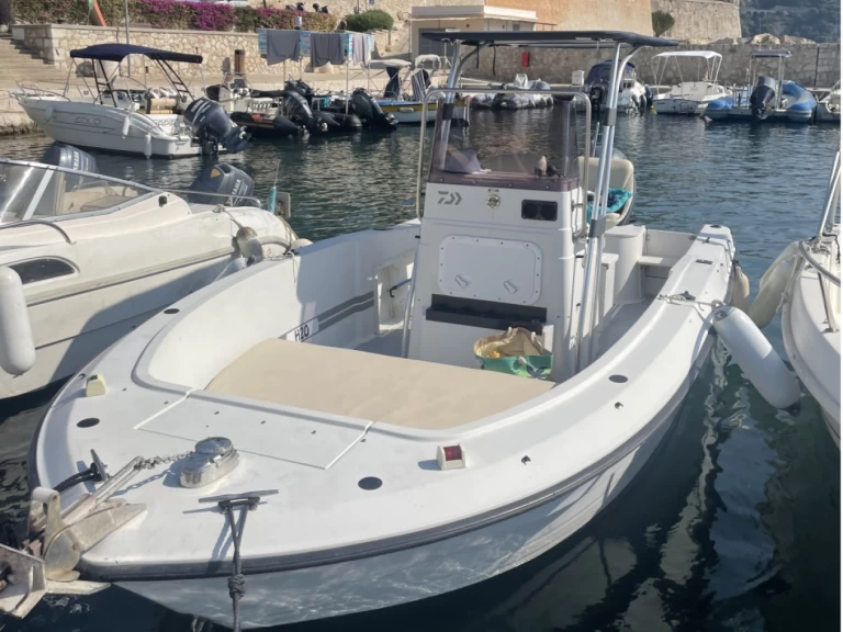 Noleggio Barca a motore con o senza skipper Four Winns a Mandelieu-la-Napoule