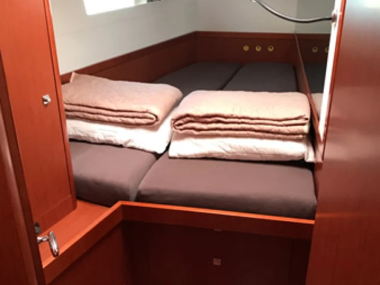 Noleggio barche Álimos economico Oceanis 48