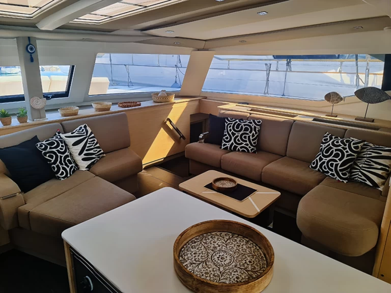 Noleggiare una Fountaine Pajot Aura 51 a Préveza