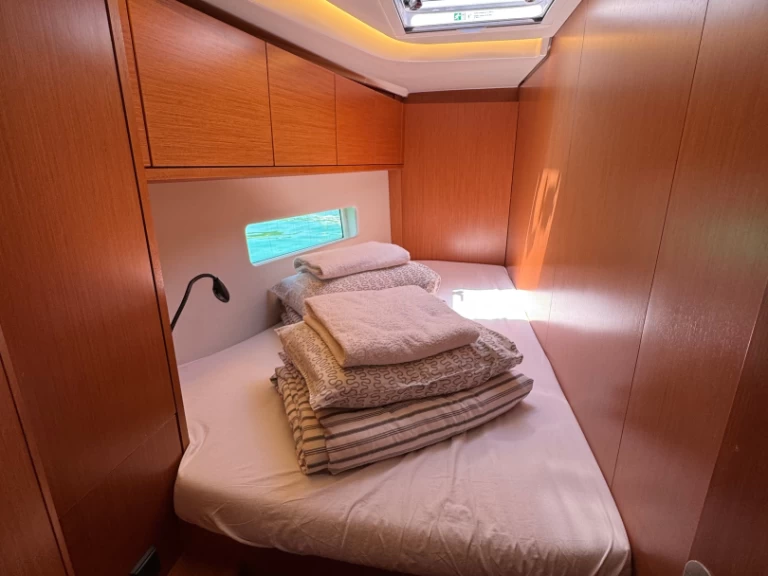 Noleggio a Rogosnizza – Bavaria Bavaria C45 su SamBoat