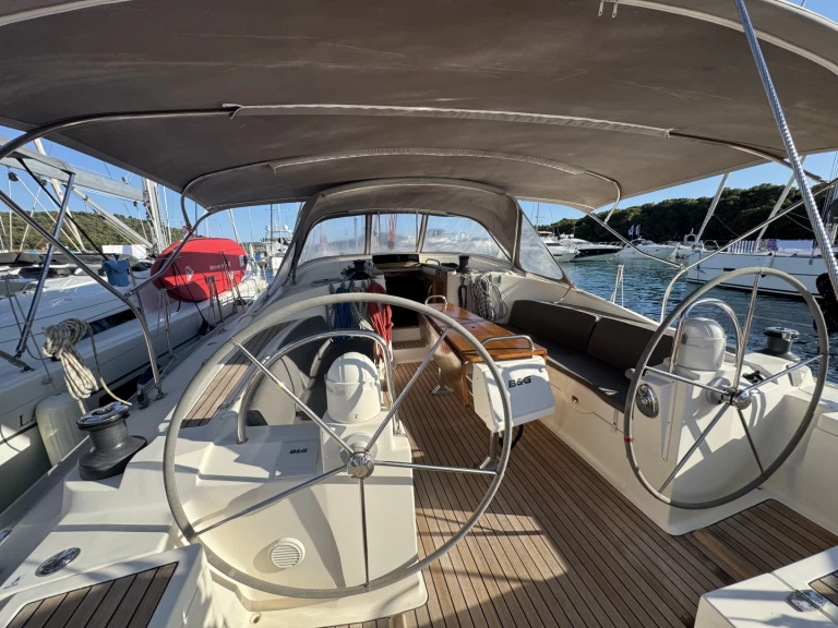 Noleggio Barca a vela a Rogosnizza – Delphia Delphia 47