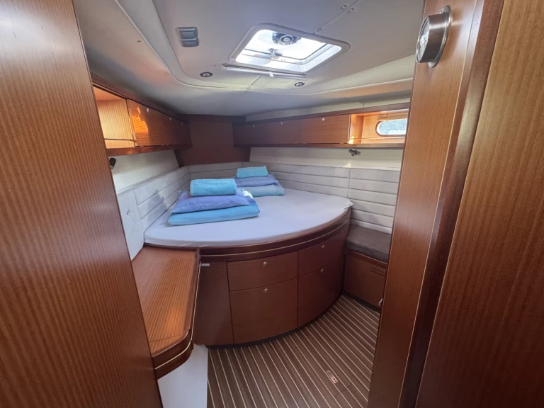 Noleggio barche Delphia Delphia 47 a Rogosnizza su Samboat