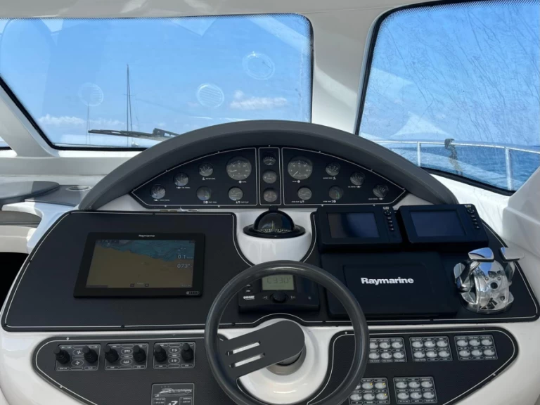 Barca a motore a noleggio a Napoli al miglior prezzo