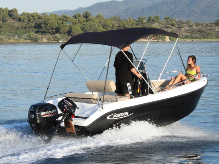 Poseidon Blu Water 170 da affittare a  Faliraki