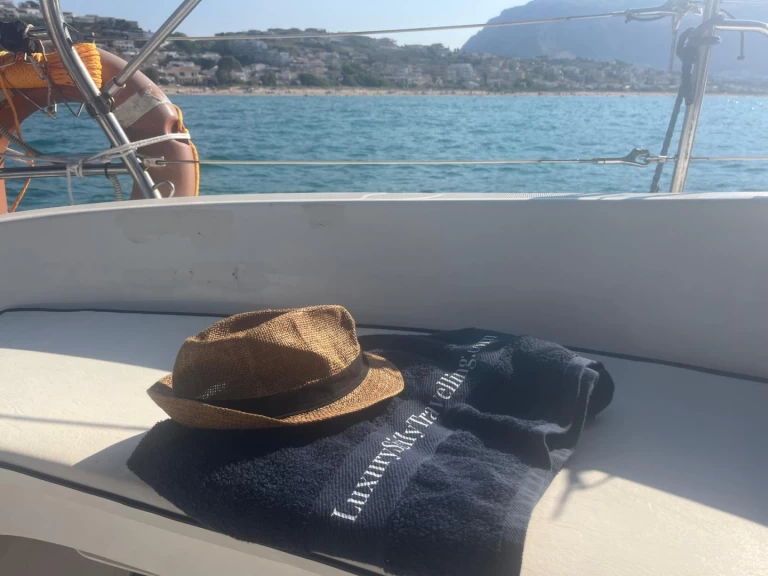 Noleggio a Castellammare del Golfo – Hunter Hunter 320 su SamBoat