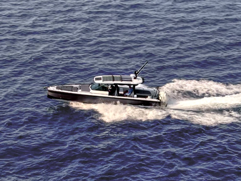 Noleggio Barca a motore a Paros (Isola) – Axopar Axopar 37 Sun-Top