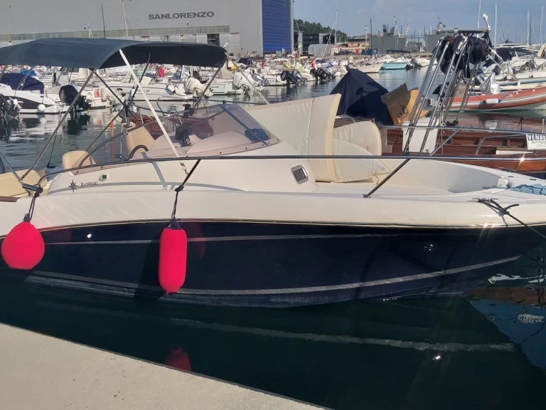 Noleggio a La Spezia – Jeanneau Cap Camarat 755 WA su SamBoat
