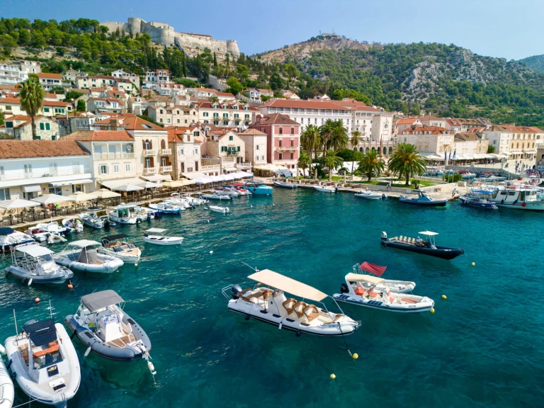 Noleggio barche Spalato economico 850 Luxury