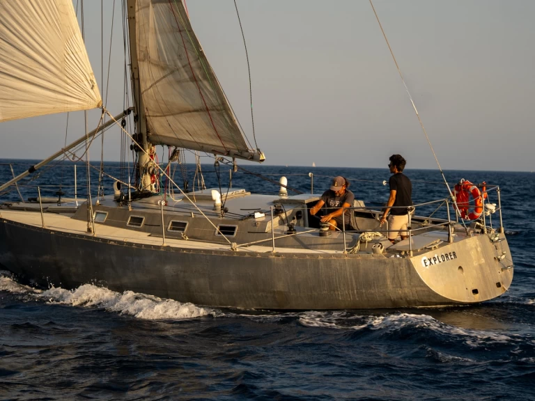 Noleggio Barca a vela a Badia de Roses – Aluminium AG4MC Consolation 37