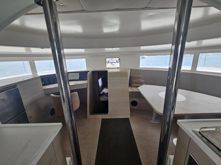 Neel Neel 45 da affittare a  Le Gosier