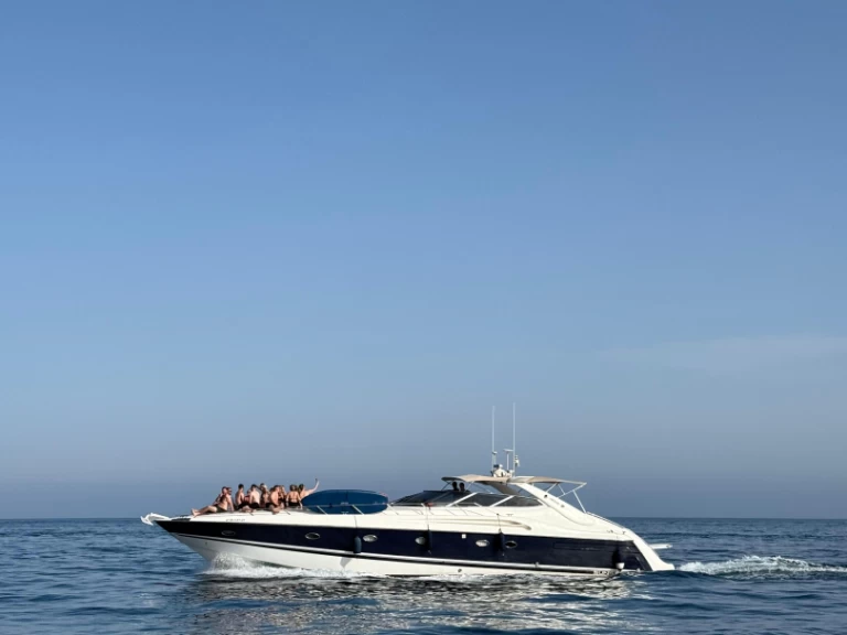 Noleggio a Marbella – Sunseeker Predator 63 su SamBoat