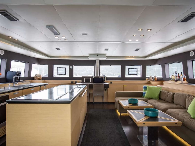 Noleggio Yacht di lusso Lagoon con patente nautica