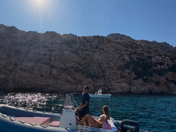 Noleggiare una Bwa California 550 a Porto Pollo