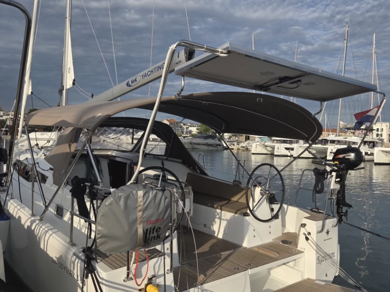 Noleggio a Pirovac – Jeanneau Sun Odyssey 380 su SamBoat