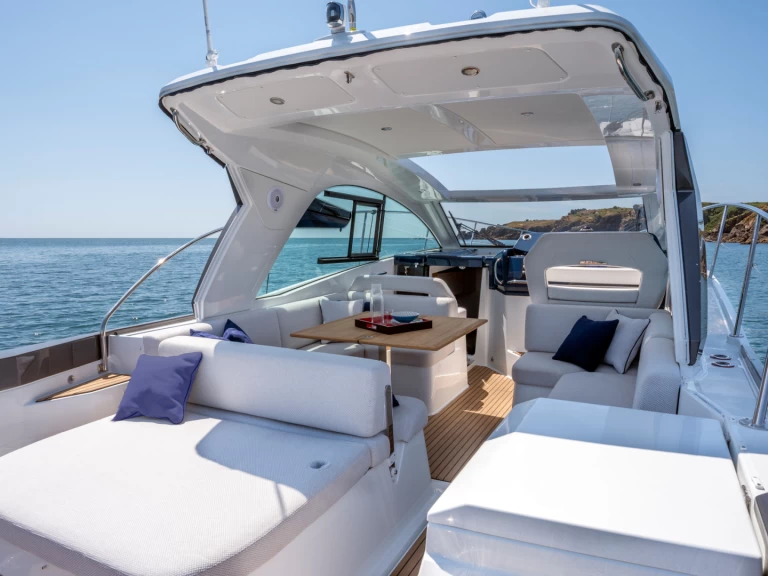 Noleggio Barca a motore a Ajaccio – Bénéteau Gran Turismo 36