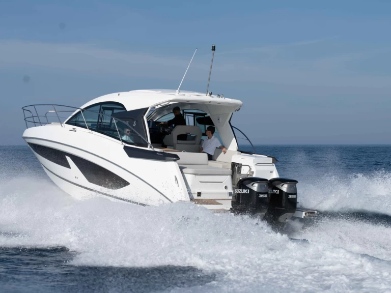 Noleggio barche Bénéteau Gran Turismo 36 a Ajaccio su Samboat