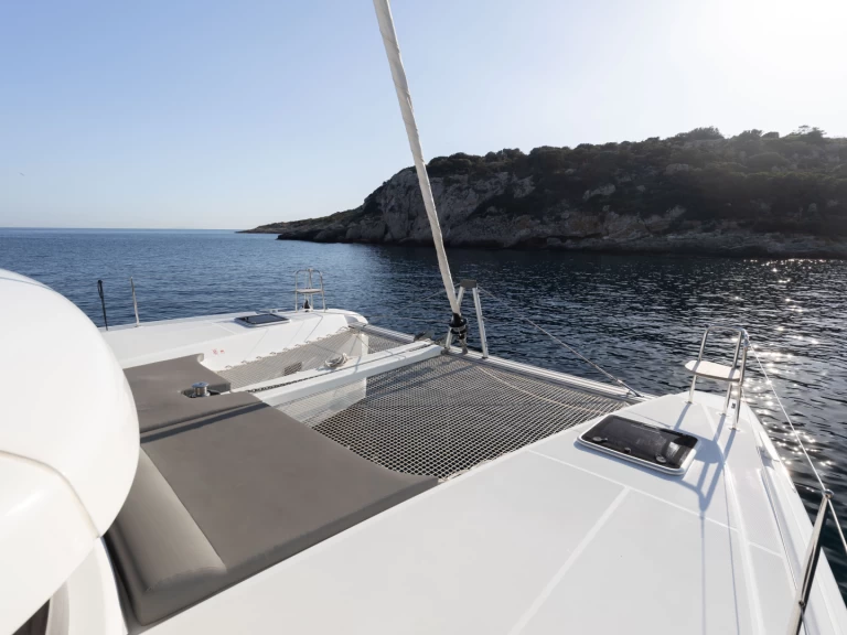 Noleggio Catamarano Lagoon con patente nautica