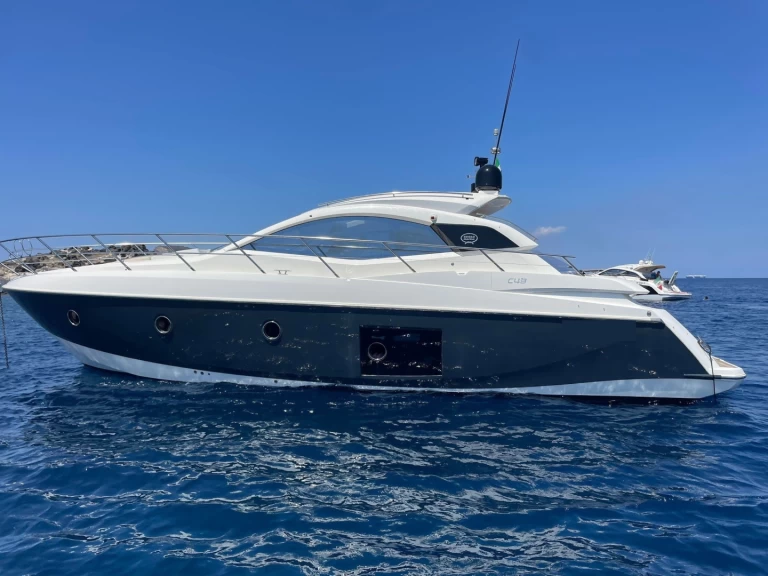 Noleggio a Cannes – Leopard Leopard 45 su SamBoat