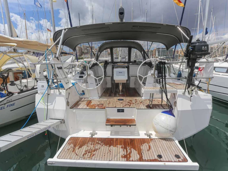 Noleggiare una Bavaria Bavaria C38 a Lefkáda